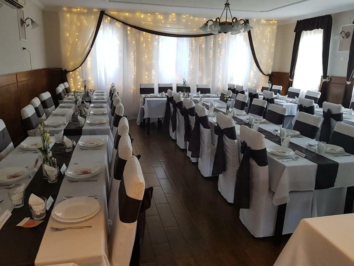 Ligetalja Termal Hotel Peneszlek エクステリア 写真