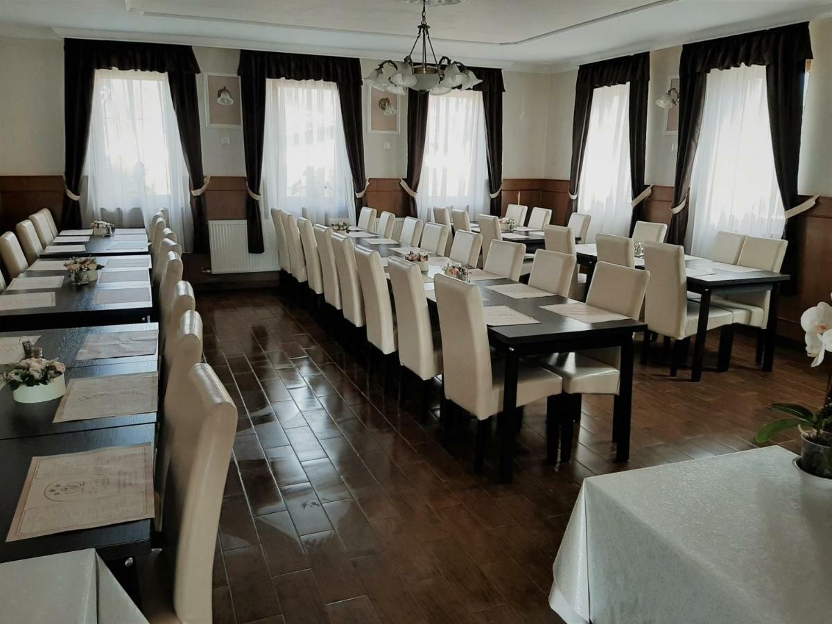 Ligetalja Termal Hotel Peneszlek エクステリア 写真